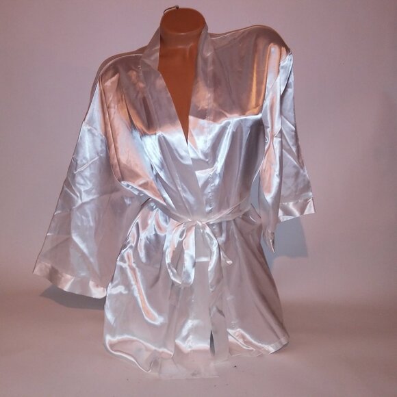 Lovers Lane Robe Kimono Small White Tie Waist Solid Sleepwear‎ Preowned  *Bundle - Picture 1 of 9